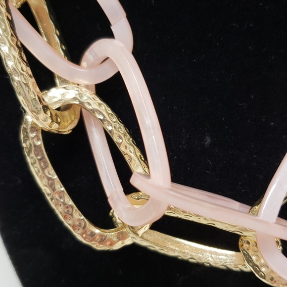 Pink and Gold Hammered Chain Link Necklace - Picture 2 of 6